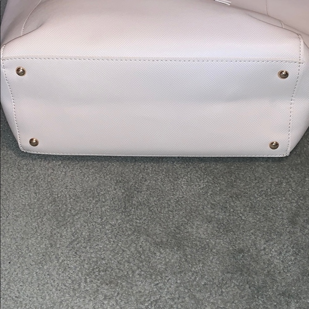 Beige tote - Picture 3 of 4